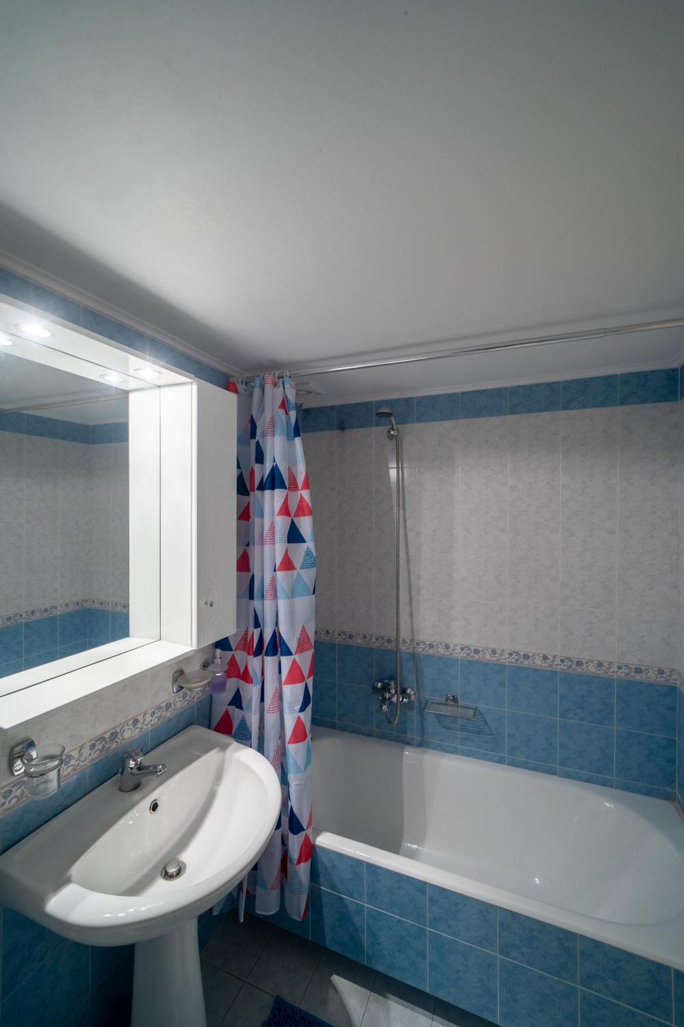 Delphian Colors - Blue Edition Exterior photo