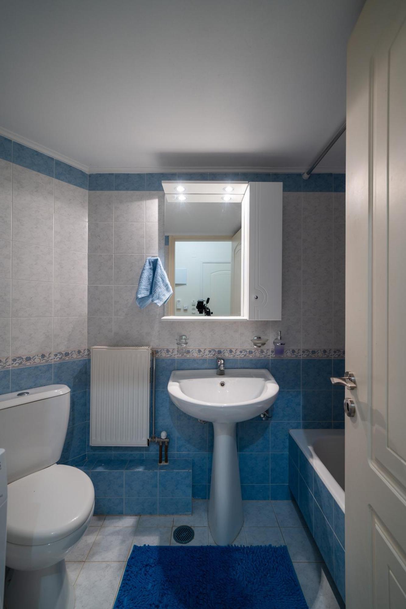 Delphian Colors - Blue Edition Exterior photo